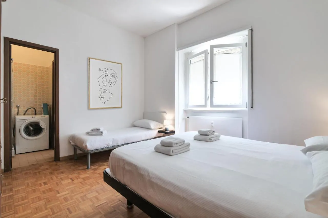 Appartamento PrimoPiano - Pellegrino Rossi Milano